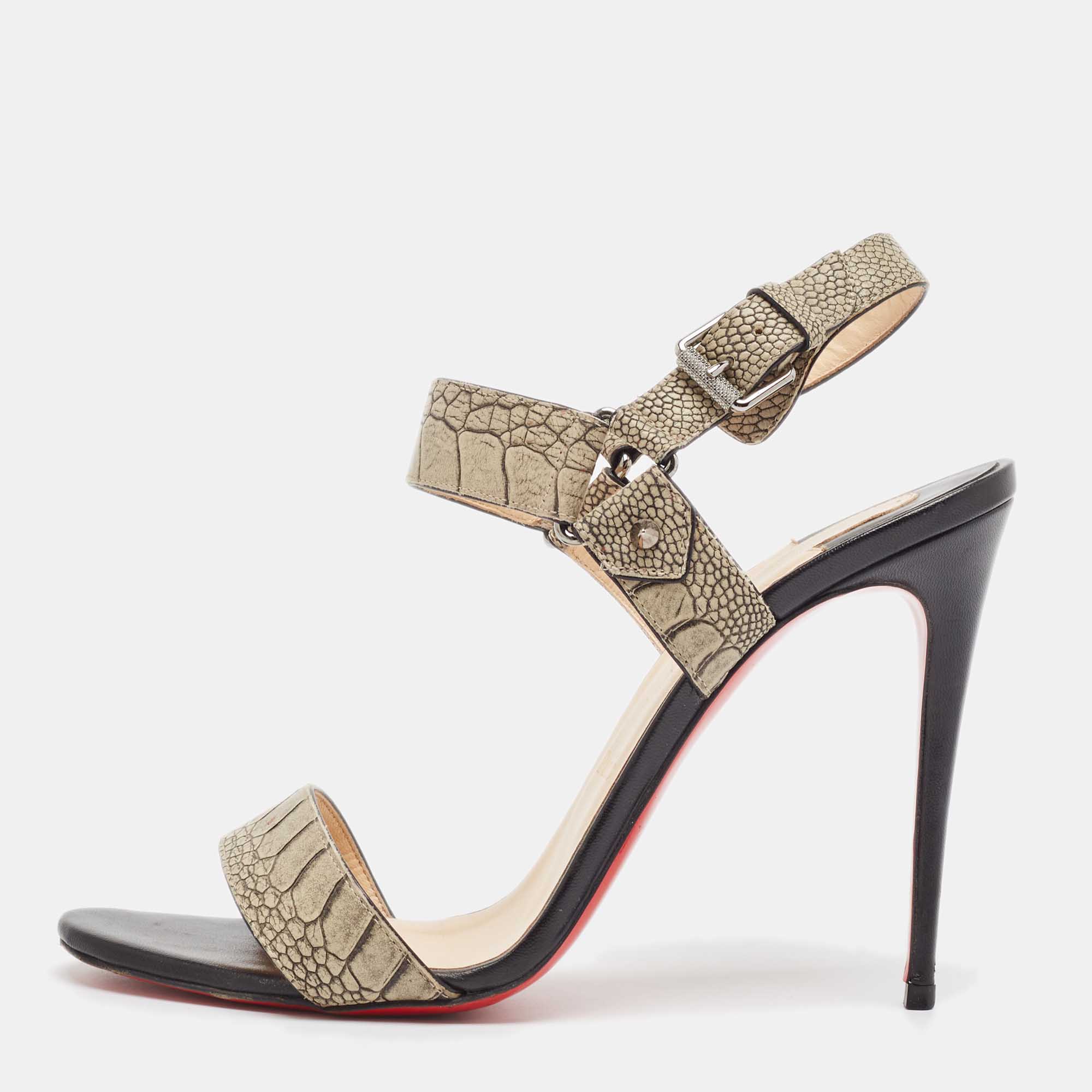 

Christian Louboutin Grey Ostrich Leg Leather Sova Sandals Size