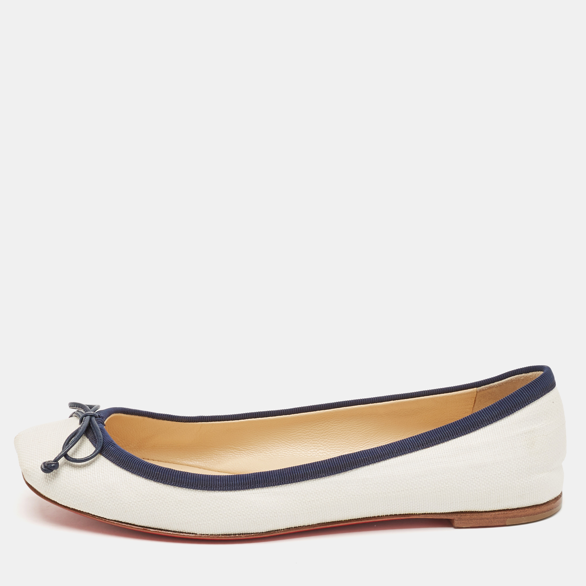 

Christian Louboutin White/Blue Coated Raffia Ballet Flats Size