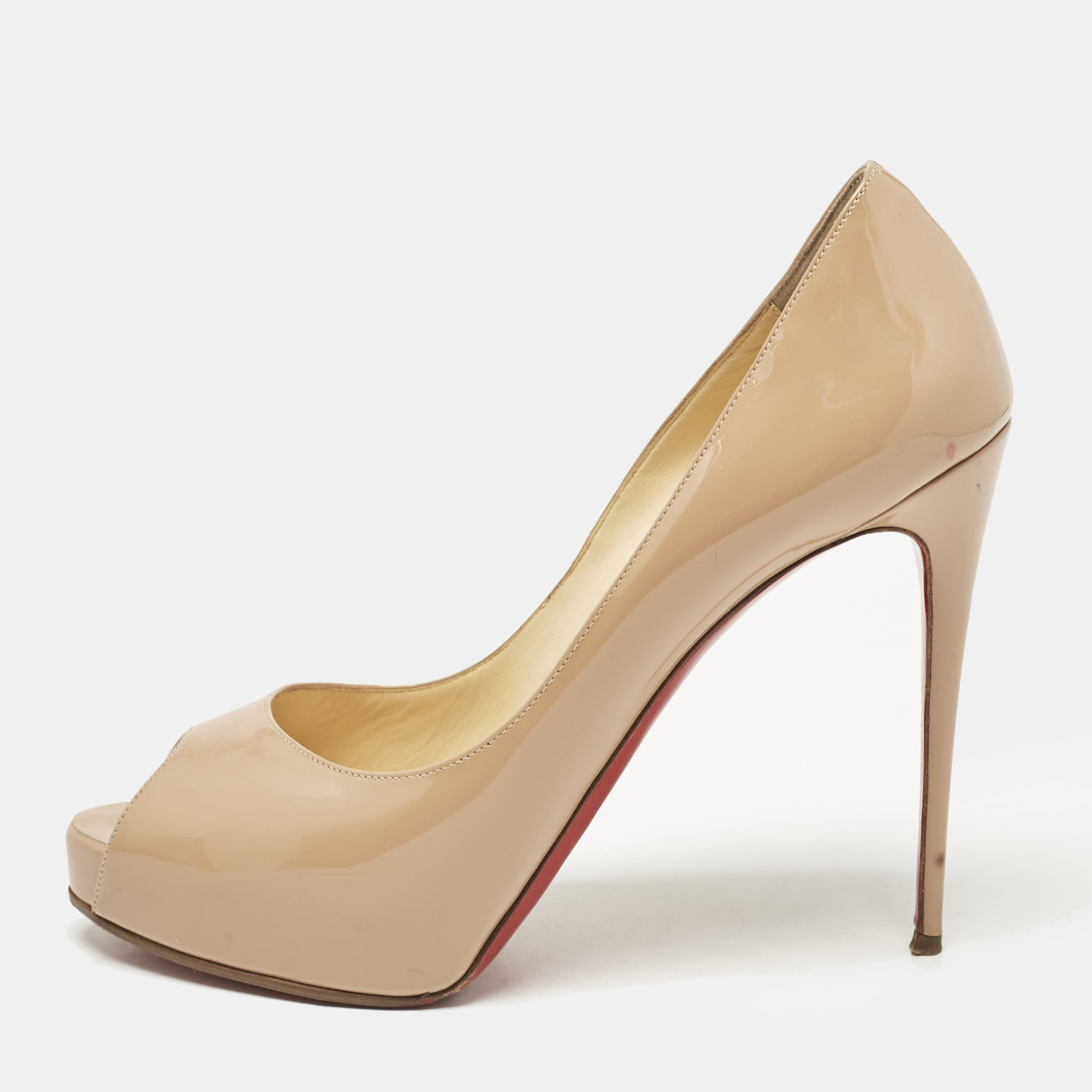 

Christian Louboutin Beige Patent Leather Very Prive Pumps Size