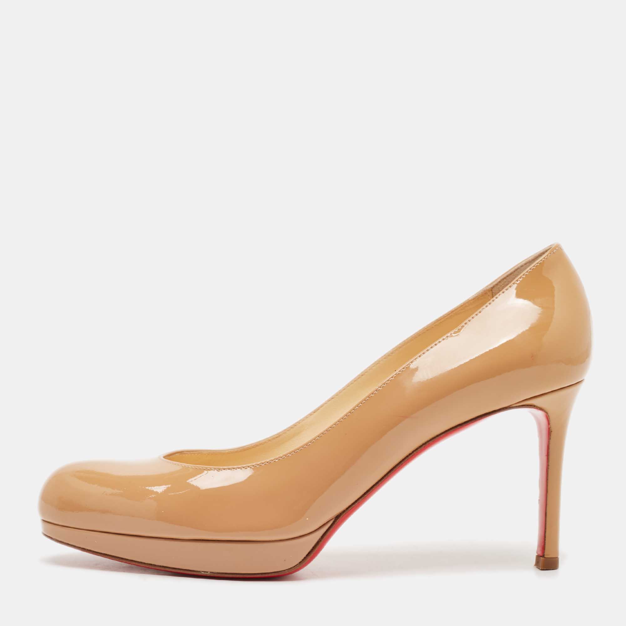 

Christian Louboutin Beige Patent Leather New Simple Pumps Size