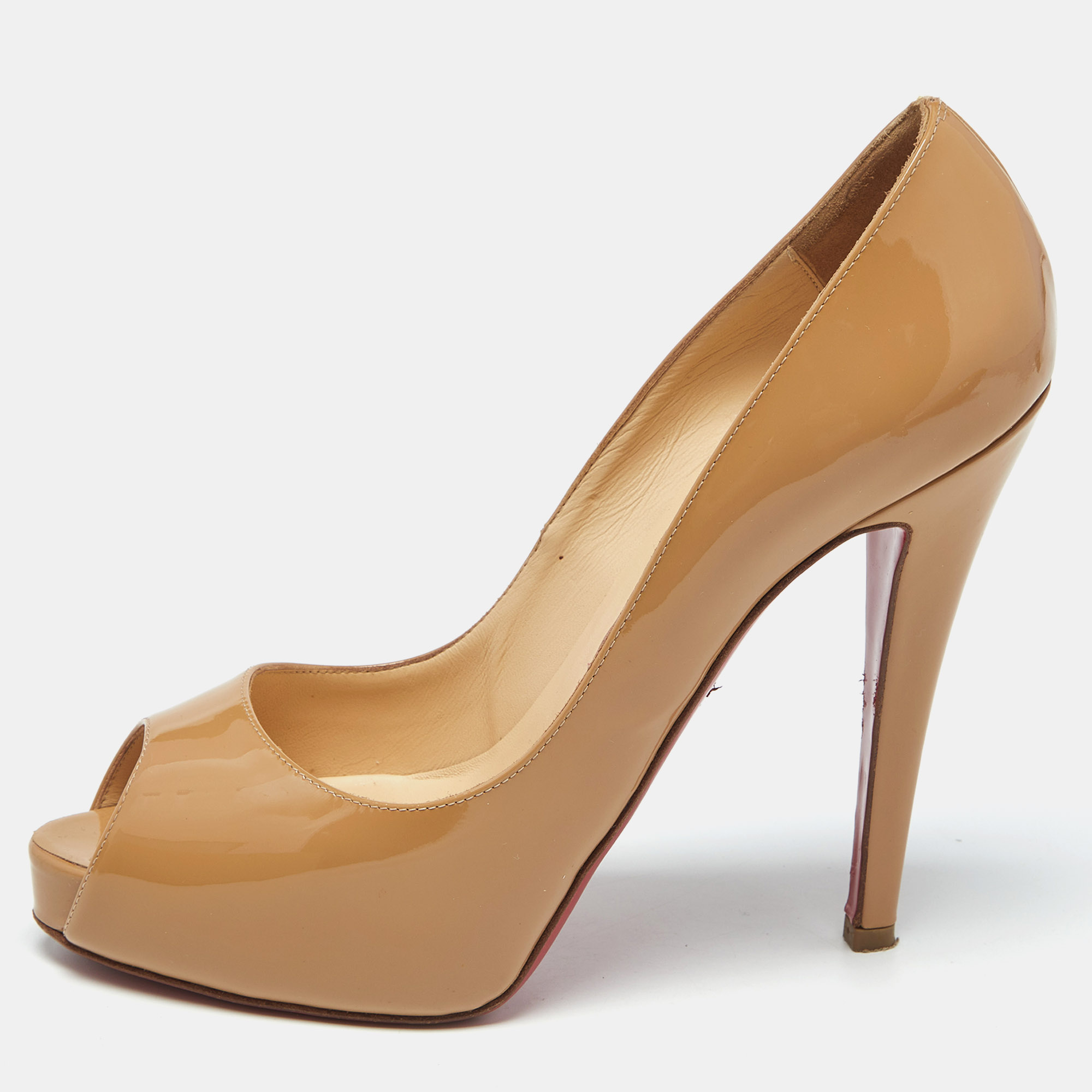 

Christian Louboutin Beige Patent Leather Very Prive Pumps Size