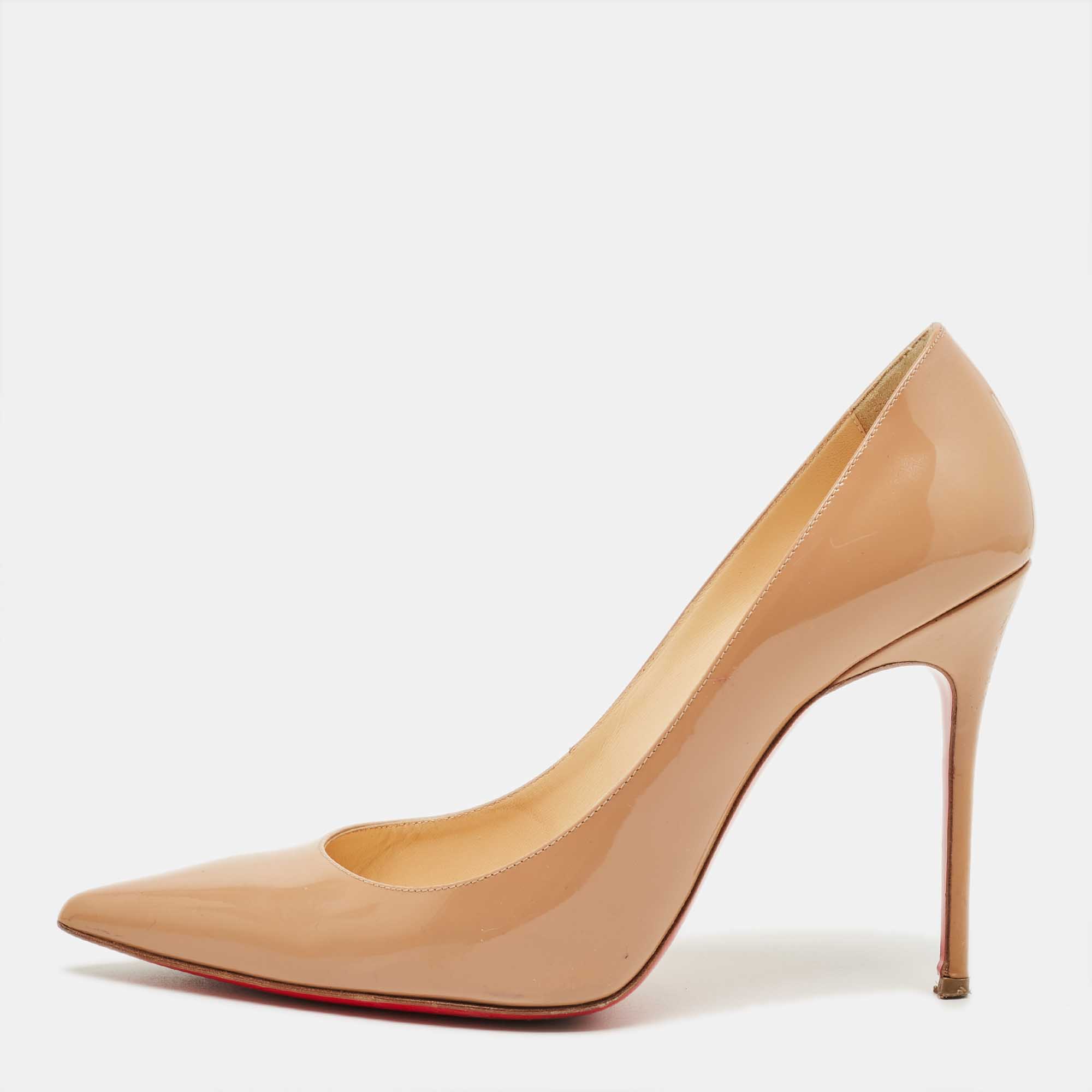 

Christian Louboutin Beige Patent Leather Decollete Pumps Size