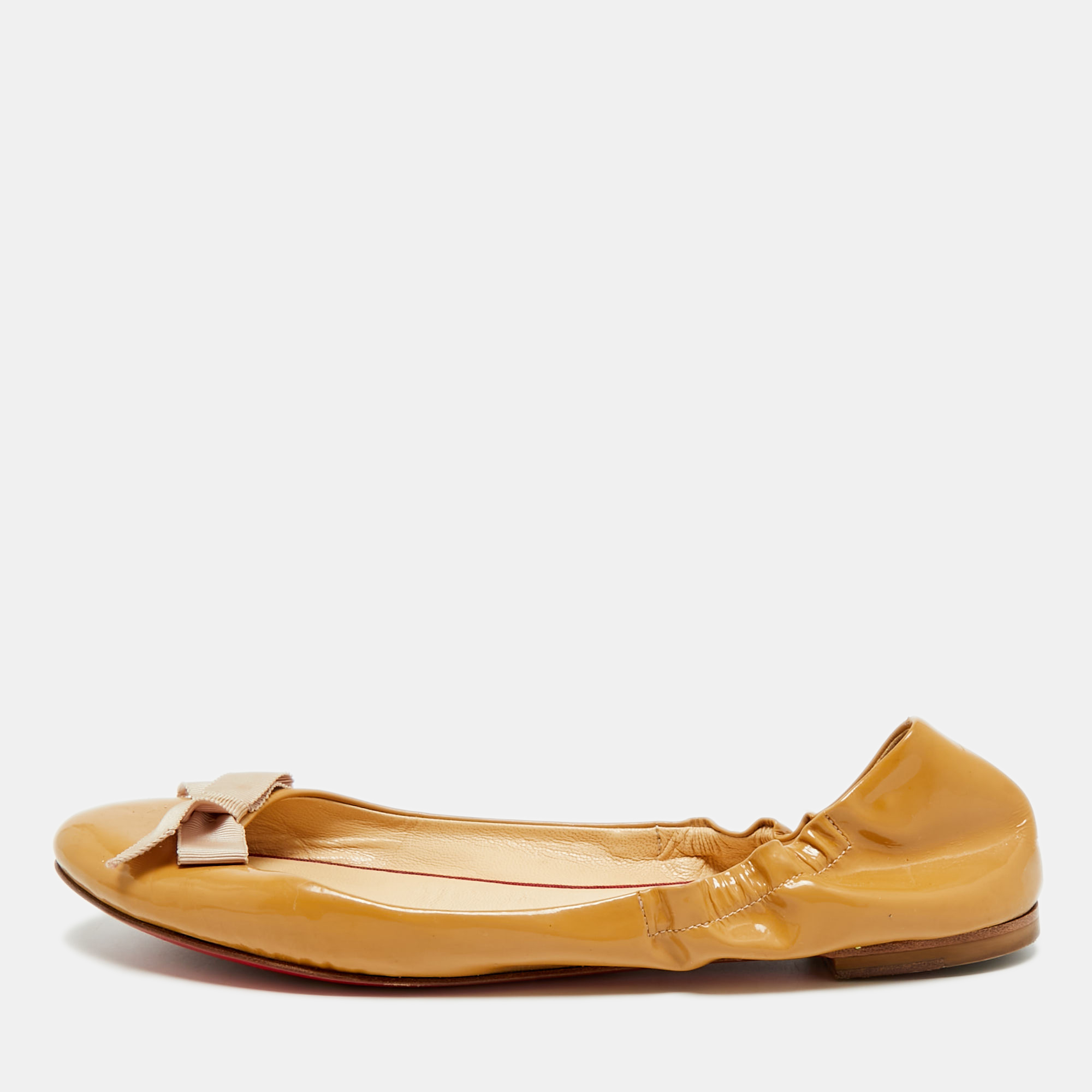 Pre-owned Christian Louboutin Size 38 Beige Patent Leather Ballet Flats In Sand