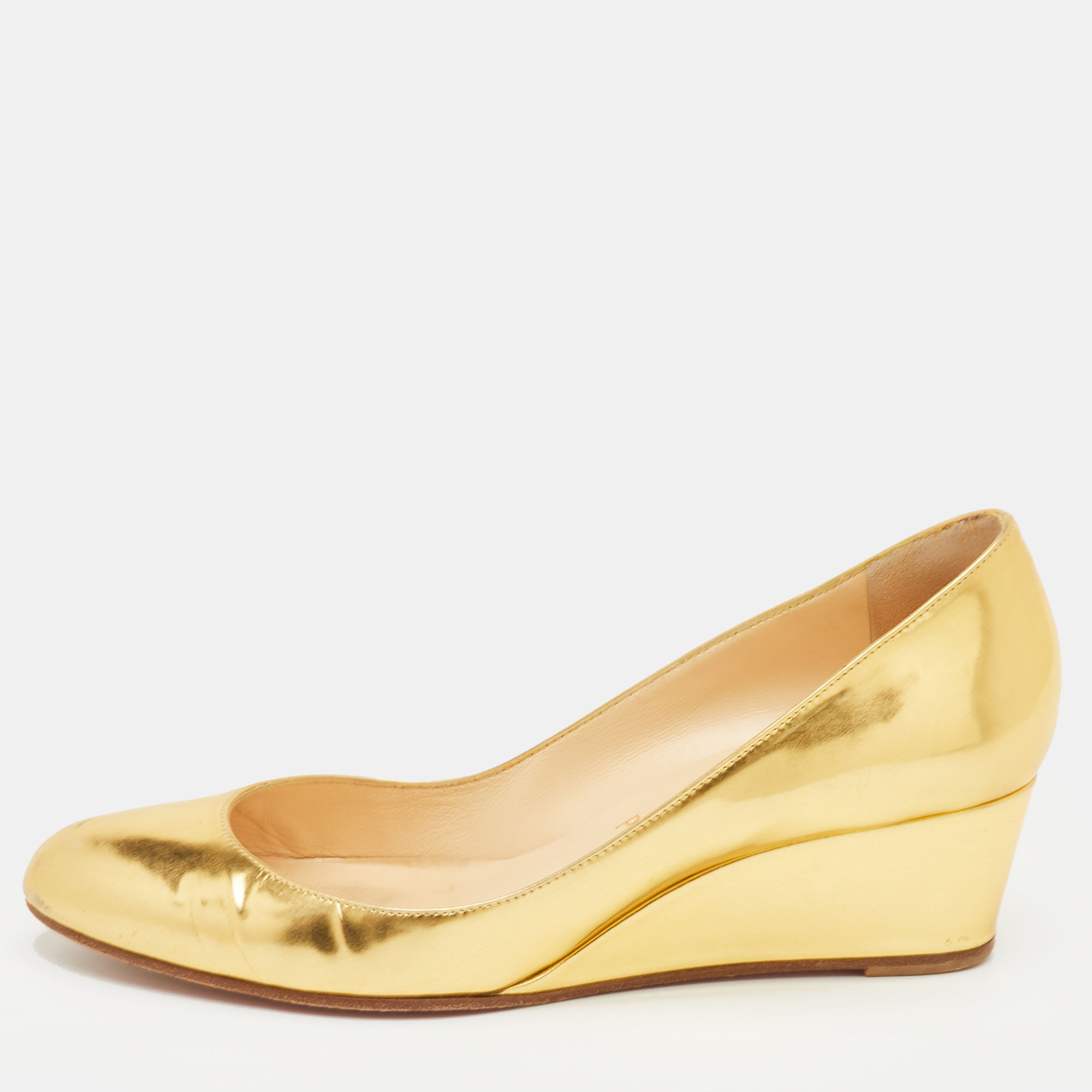 Pre-owned Christian Louboutin Size 38 Gold Leather Round Toe Wedge Pumps