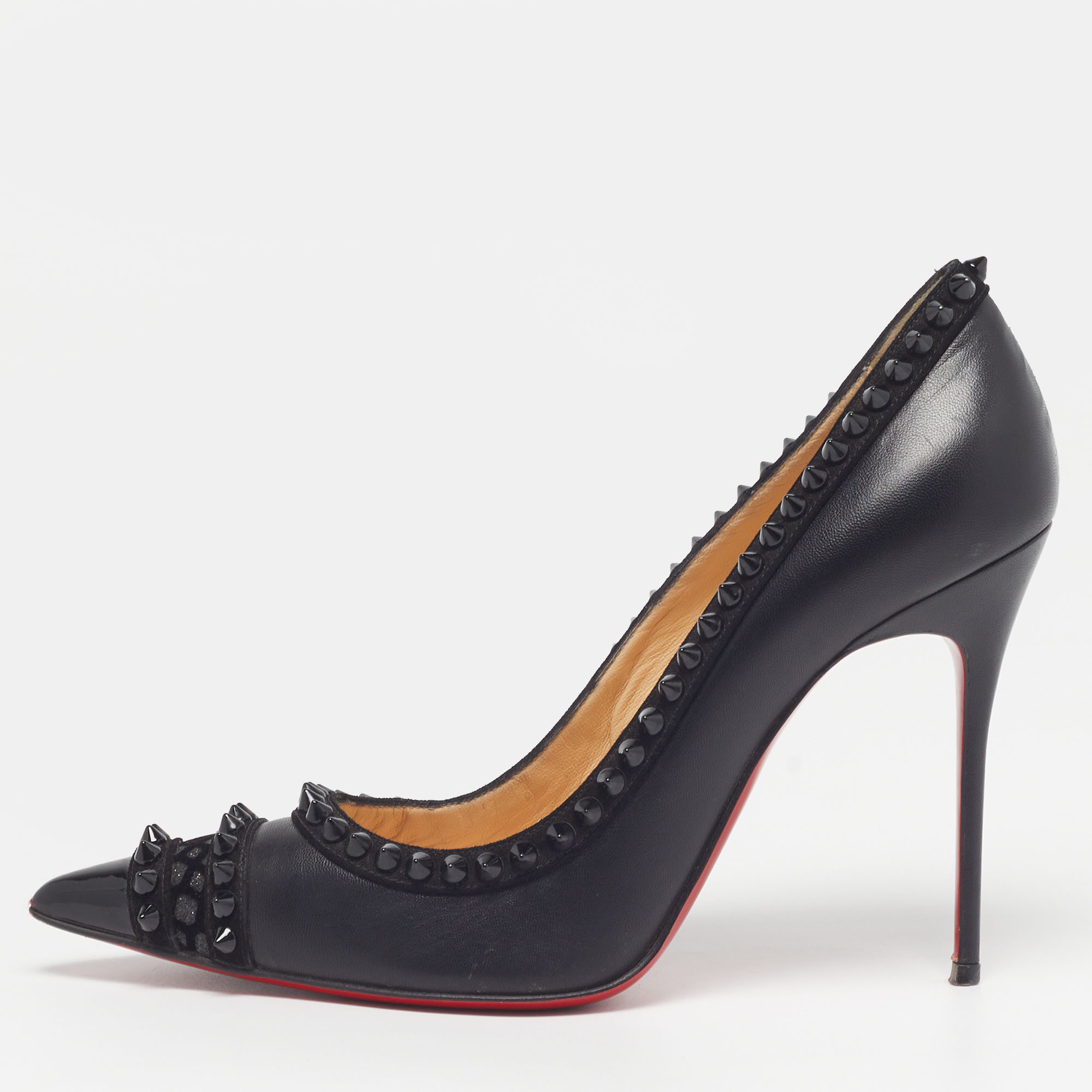 

Christian Louboutin Malabar Hill Size  Black Leather Pumps