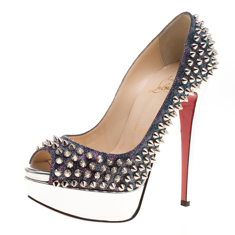 مملوكة مسبقًا حذاء كريستيان لوبوتان لام ليدي كعب مرتفع مقدمة مرتفعة أشواك ميتاليك مقاس 39.5