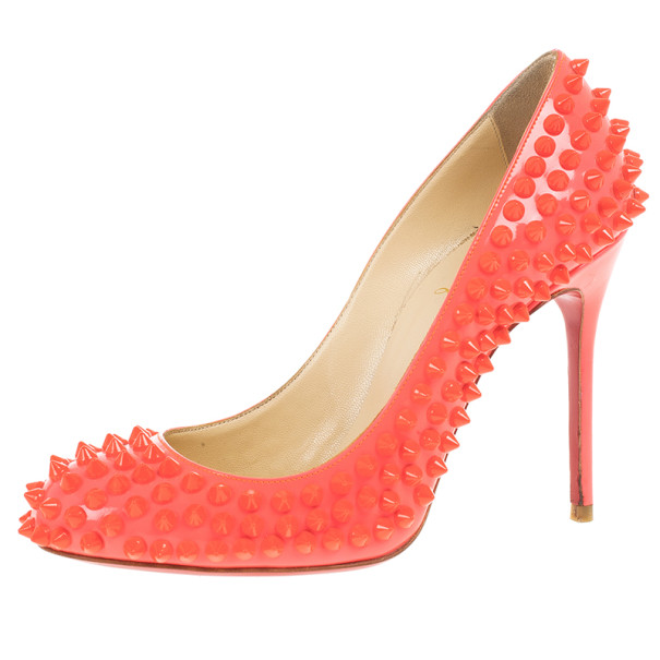 مملوكة مسبقًا Christian Louboutin Pink Neon Patent Spike Fifi Pumps Size 36