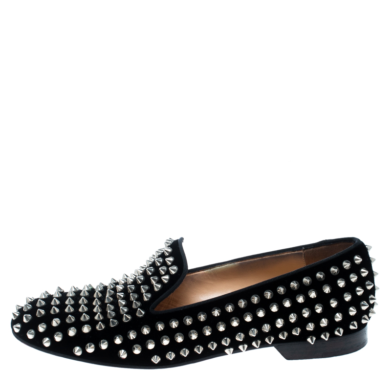 

Christian Louboutin Black Velvet Rollerboy Spikes Flat Size