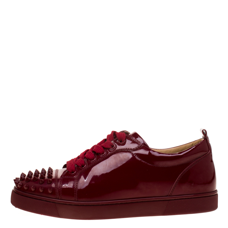 

Christian Louboutin Burgundy Patent Leather Louis Junior Spikes Sneakers Size