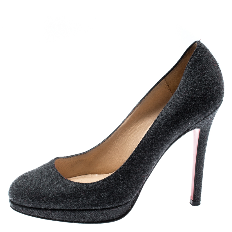 

Christian Louboutin Grey Wool Pumps Size