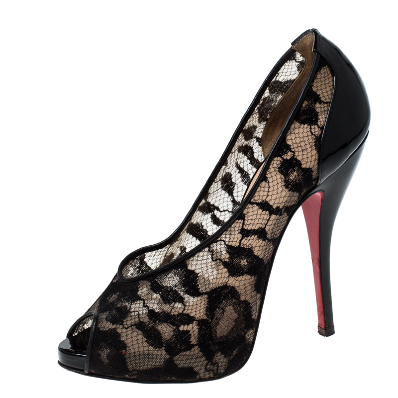 With a lacy surface adding to the overall semblance of its design this pair of Christian Louboutin pumps is a classy piece of accessory to adorn your wardrobe. The design also has patent leather trims stiletto heels and a peep toe design that makes sure you can flaunt an elegant look.