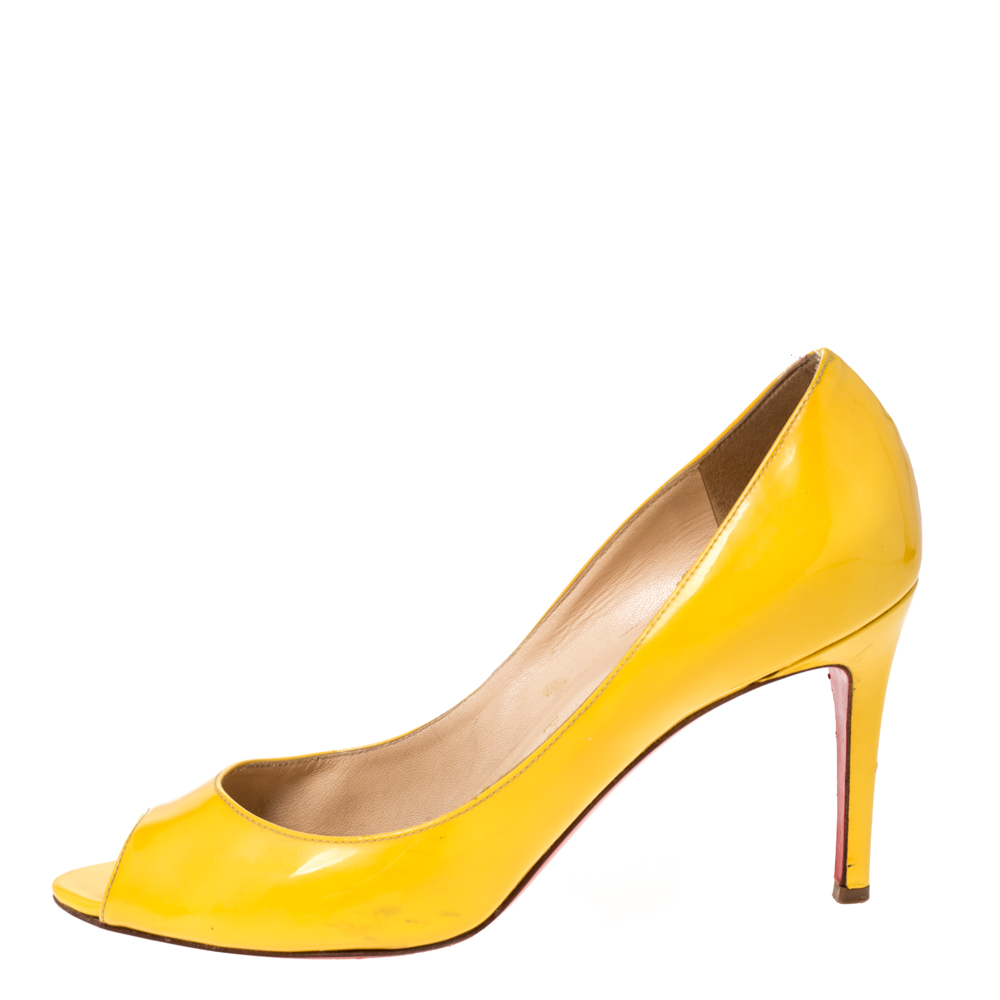 

Christian Louboutin Yellow Patent Flo Peep Toe Pumps Size