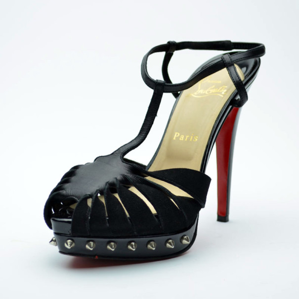 مملوكة مسبقًا Christian Louboutin Black Spiked Platform T-Strap Sandals Size 37.5
