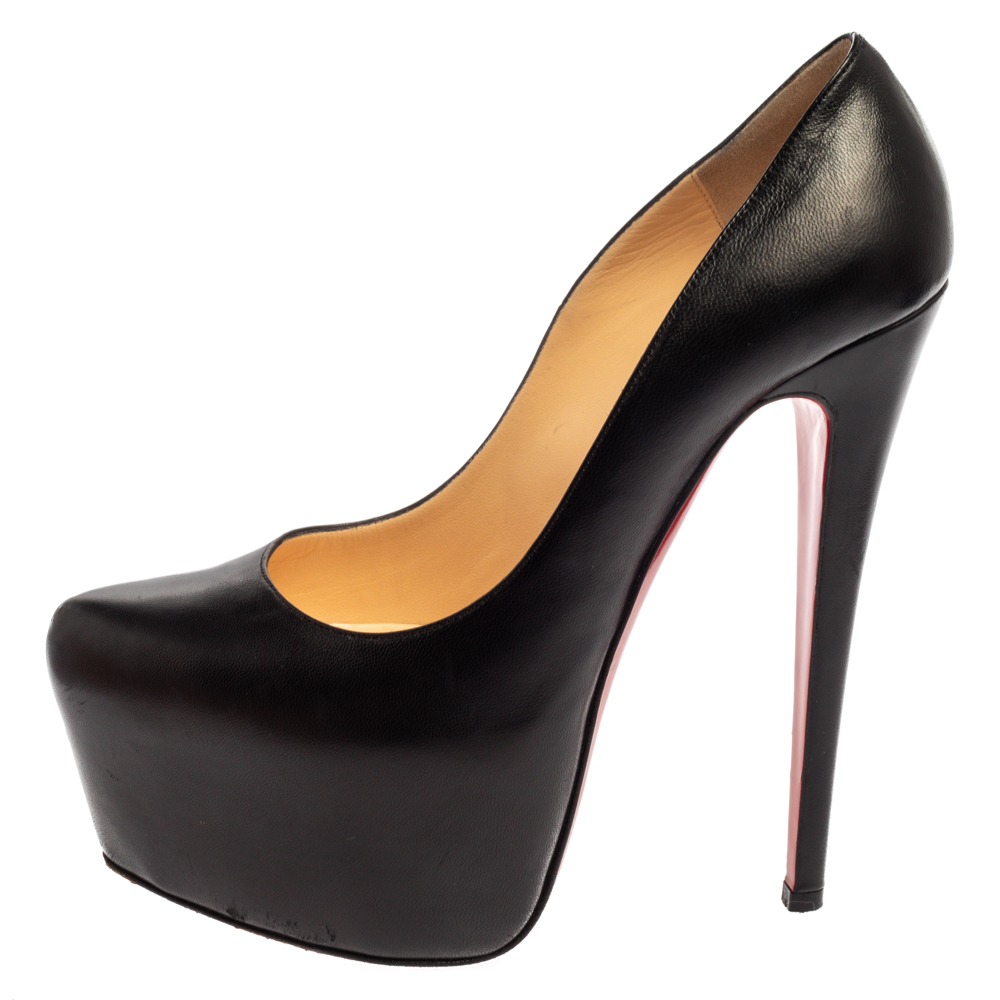 

Christian Louboutin Black Leather Daffodile Platform Pumps Size
