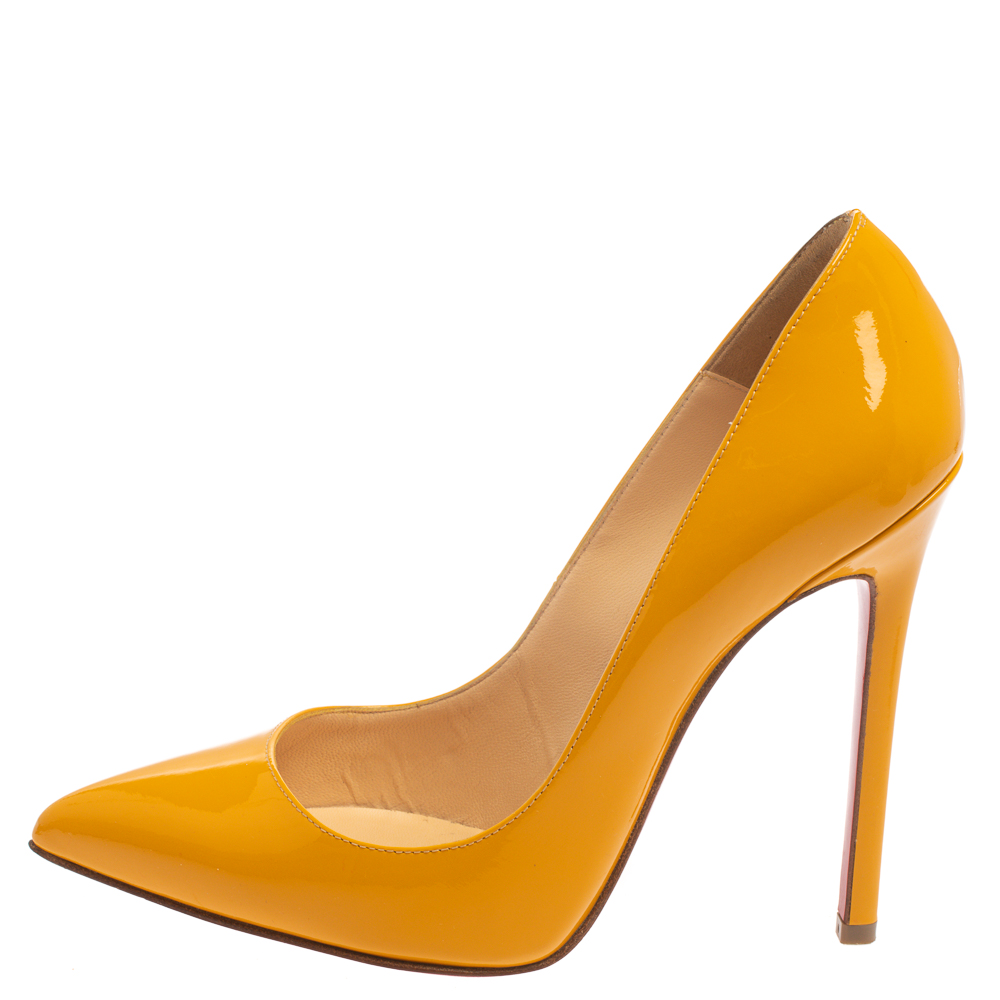 

Christian Louboutin Yellow Patent Leather Pigalle Pointed Toe Pumps Size