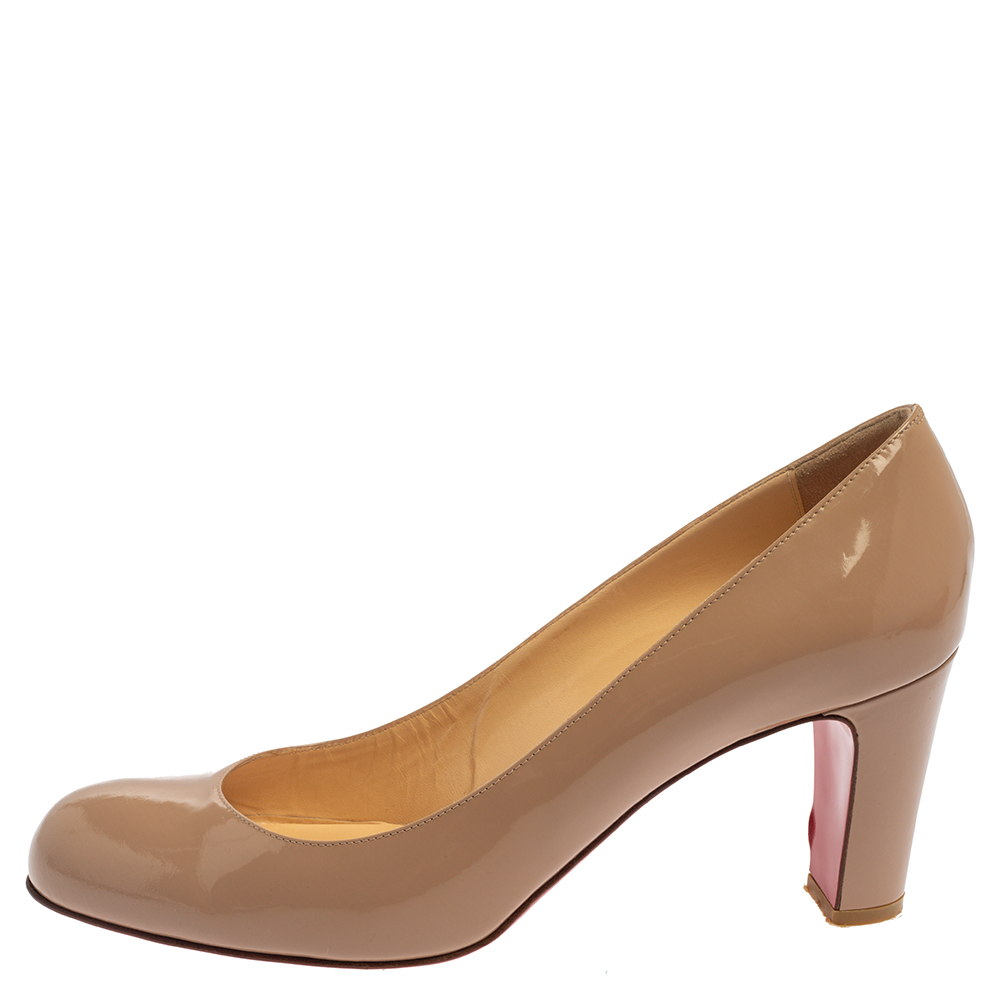 

Christian Louboutin Beige Patent Leather Cadrilla Block Heel Pumps Size