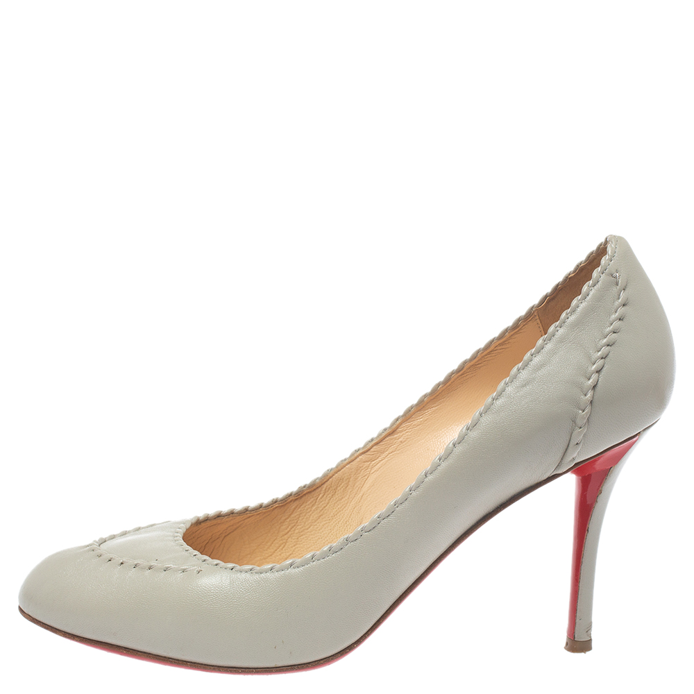 

Christian Louboutin Grey Leather Pumps Size