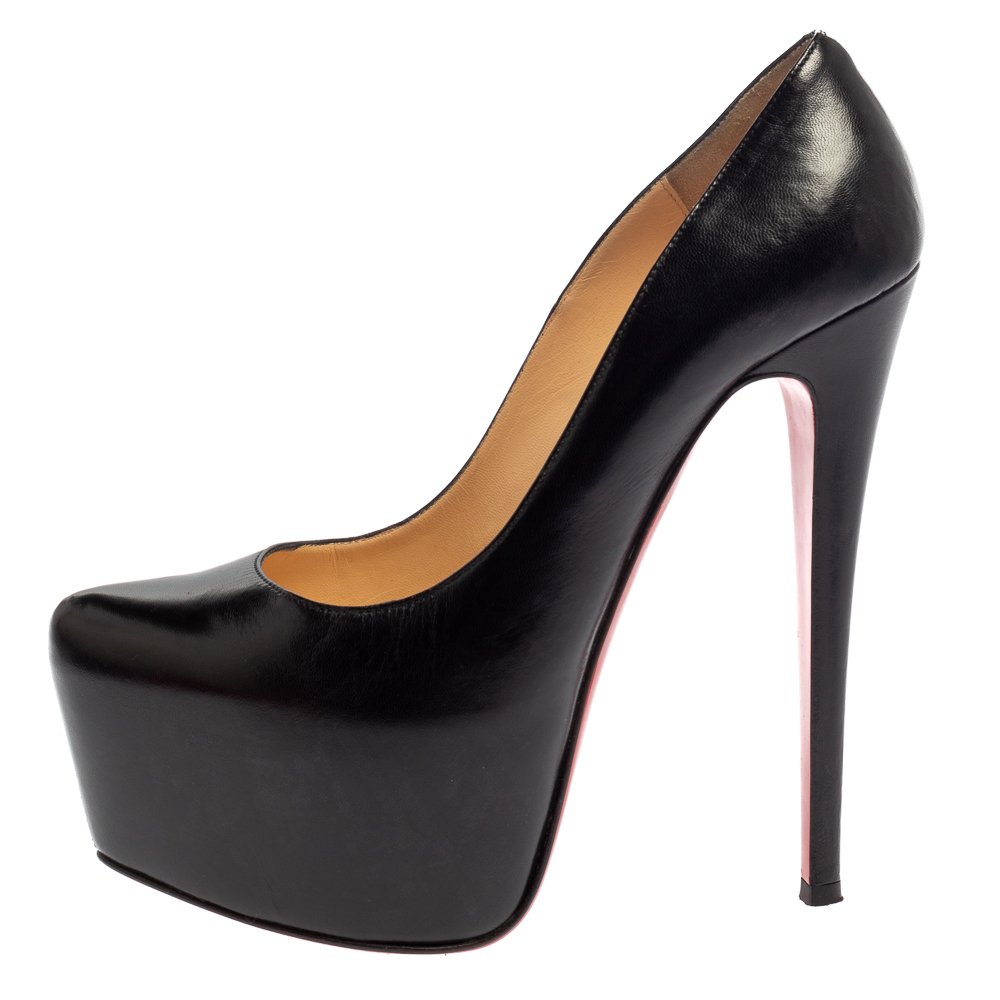 

Christian Louboutin Black Leather Daffodile Platform Pumps Size