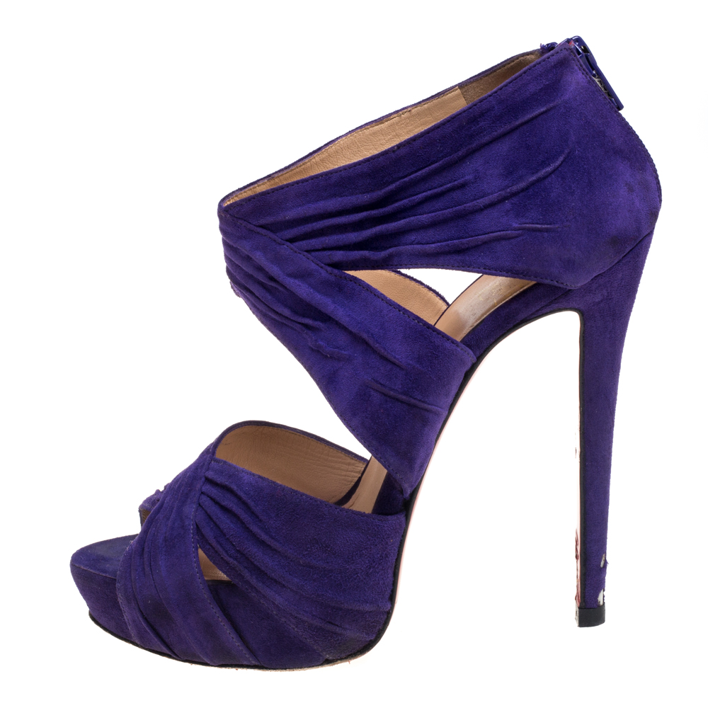 

Christian Louboutin Purple Suede Bandra Pumps Size