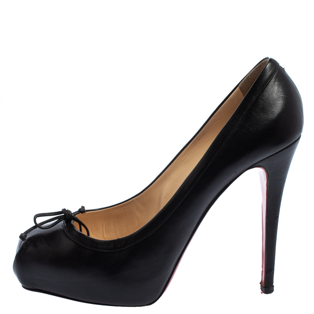 

Christian Louboutin Black Leather Lolo Bow Pumps Size