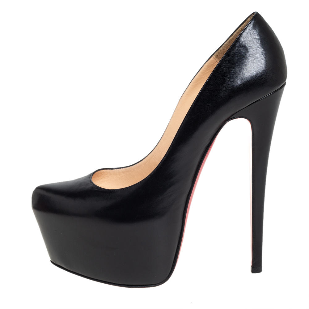 

Christian Louboutin Black Leather Daffodile Platform Pumps Size