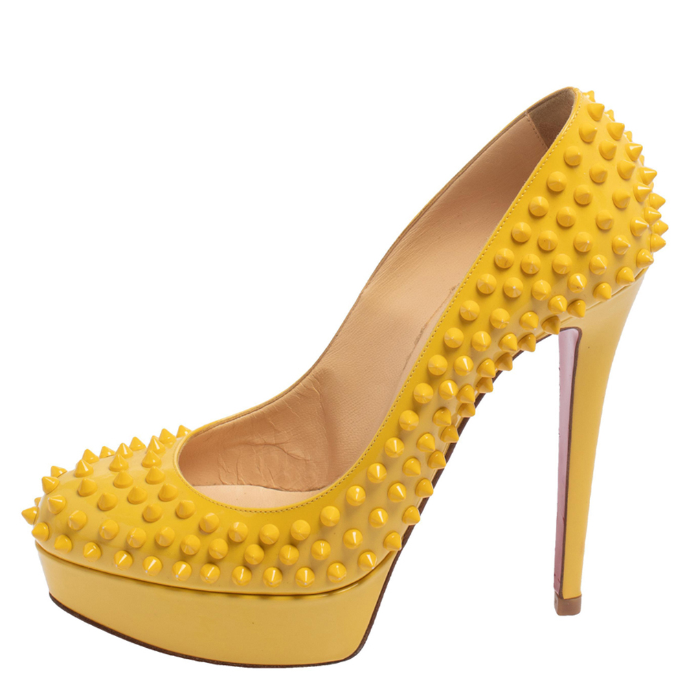 

Christian Louboutin Yellow Patent Leather Bianca Spike Platform Pumps Size