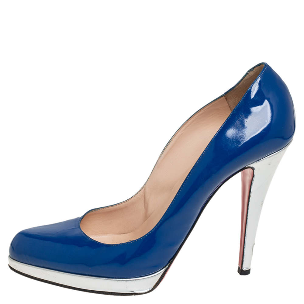 

Christian Louboutin Blue Leather Pumps Size