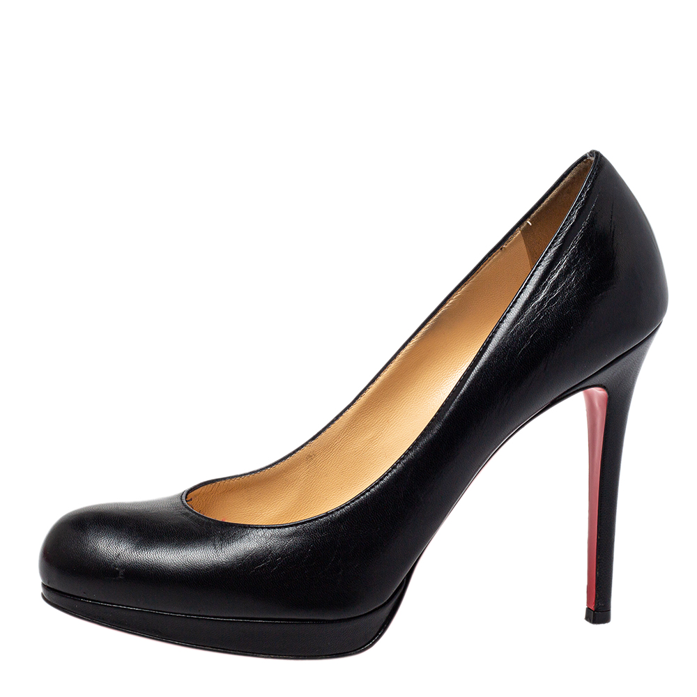 

Christian Louboutin Black Leather Filo Pumps Size