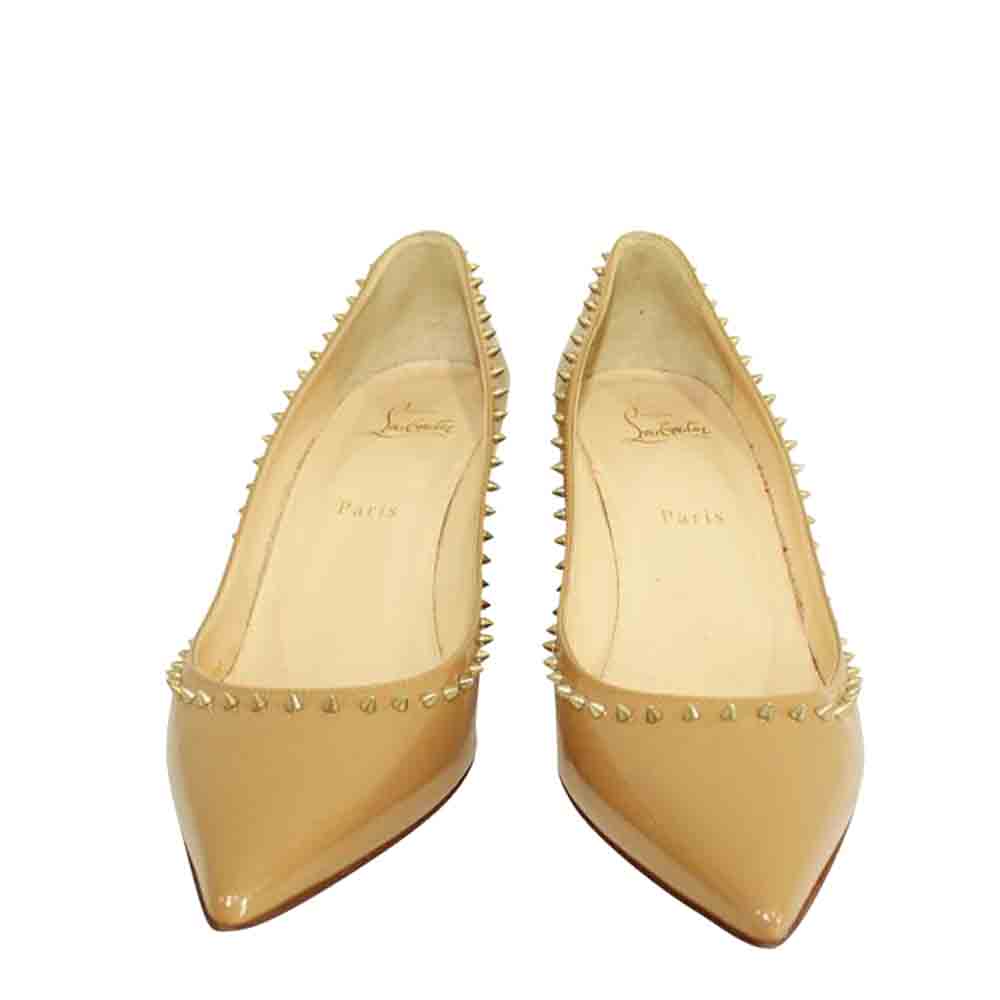 

Christian Louboutin Light Brown Patent Leather Studs Pumps Size EU