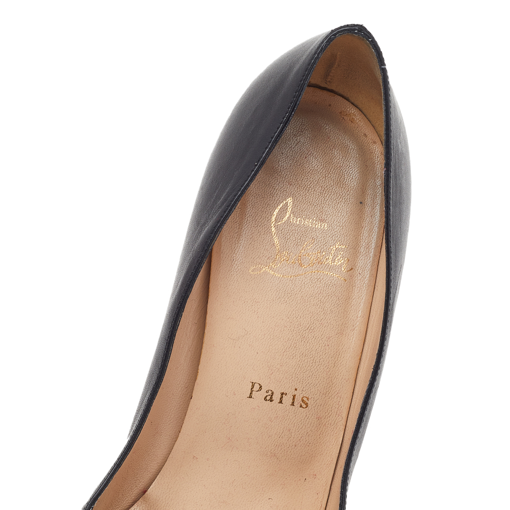 Christian Louboutin Black Leather Simple Pumps Size 38.5 