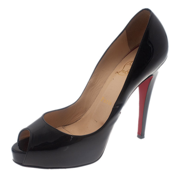 مملوكة مسبقًا Christian Louboutin Black Patent Very Prive Peep Toe Pumps Size 38.5
