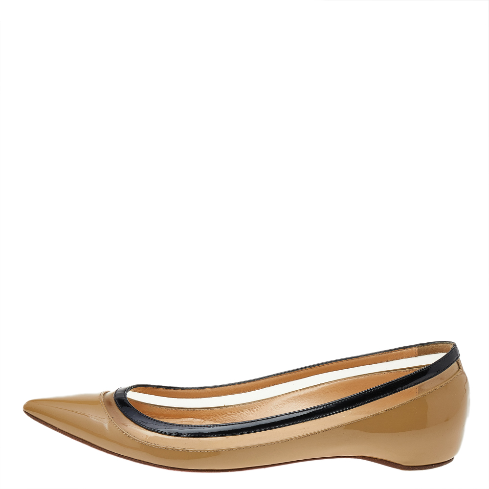 

Christian Louboutin Beige Patent Leather And PVC Paulina Ballet Flats Size