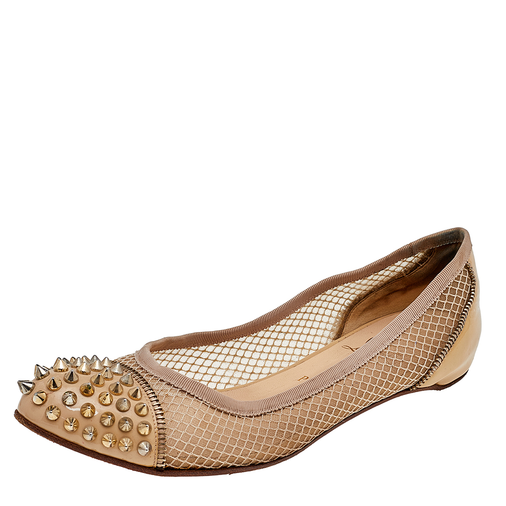

Christian Louboutin Beige Patent Leather and Mesh Spike Ballet Flats Size