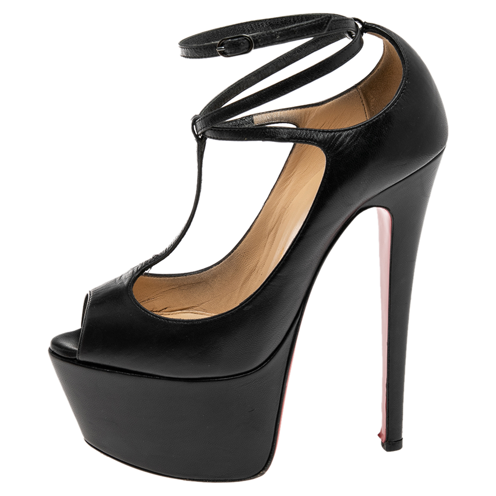 

Christian Louboutin Black Leather Alta Poppins Pumps Size