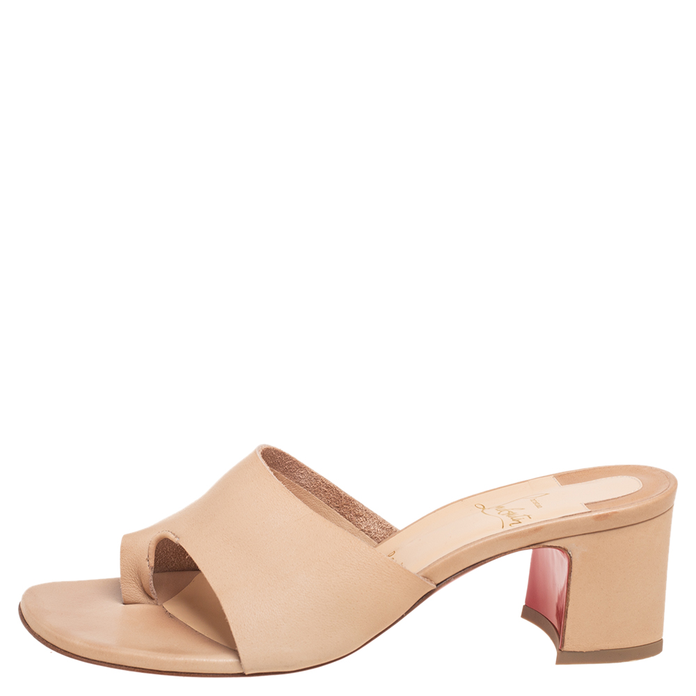 

Christian Louboutin Beige Nubuck Leather Block Heel Sandals Size