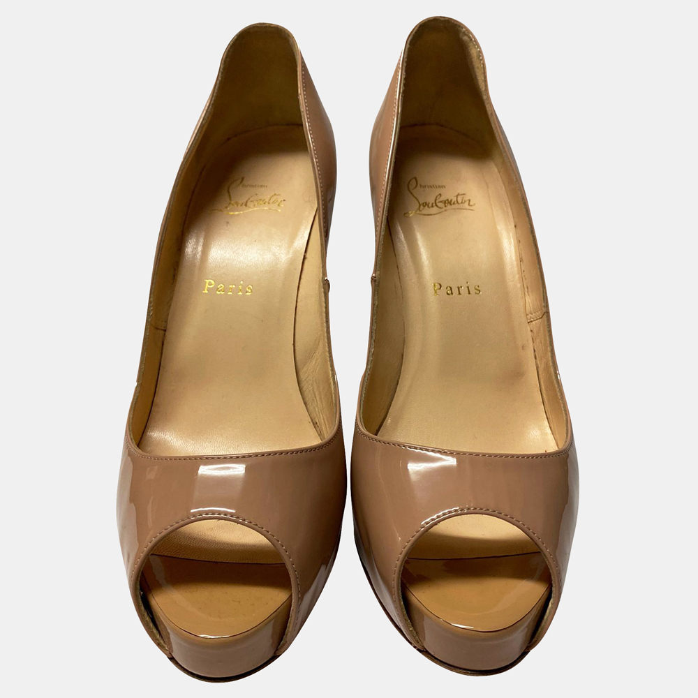 

Christian Louboutin Beige Patent Leather Very Prive 120 Peeptoe Pumps EU