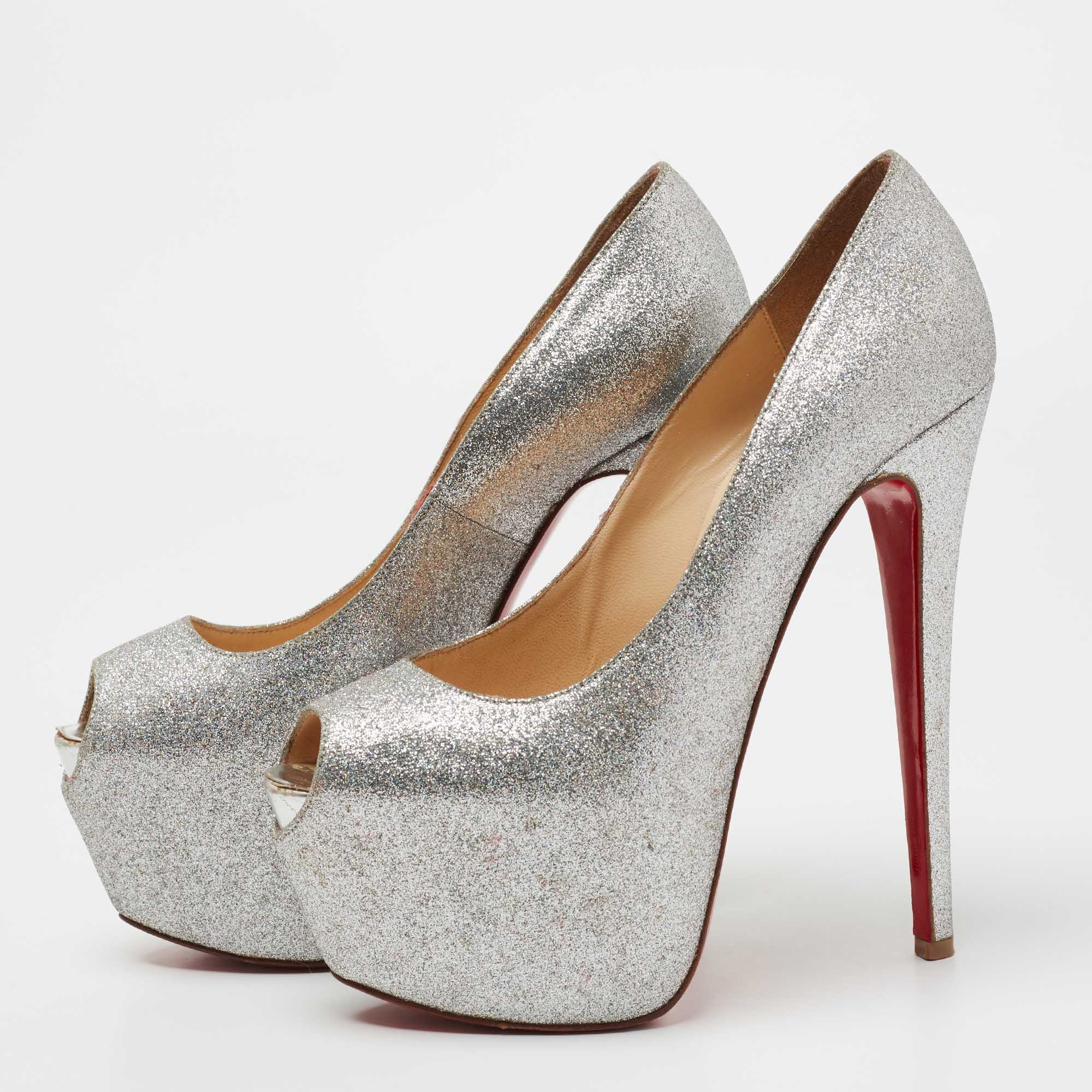 

Christian Louboutin Silver Glitter Daffodile Platform Pumps Size