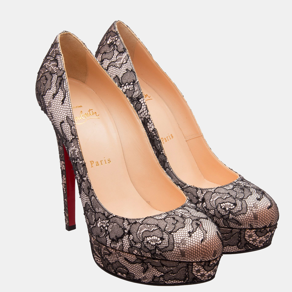 

Christian Louboutin Black/Beige Lace And Satin Pumps Size EU