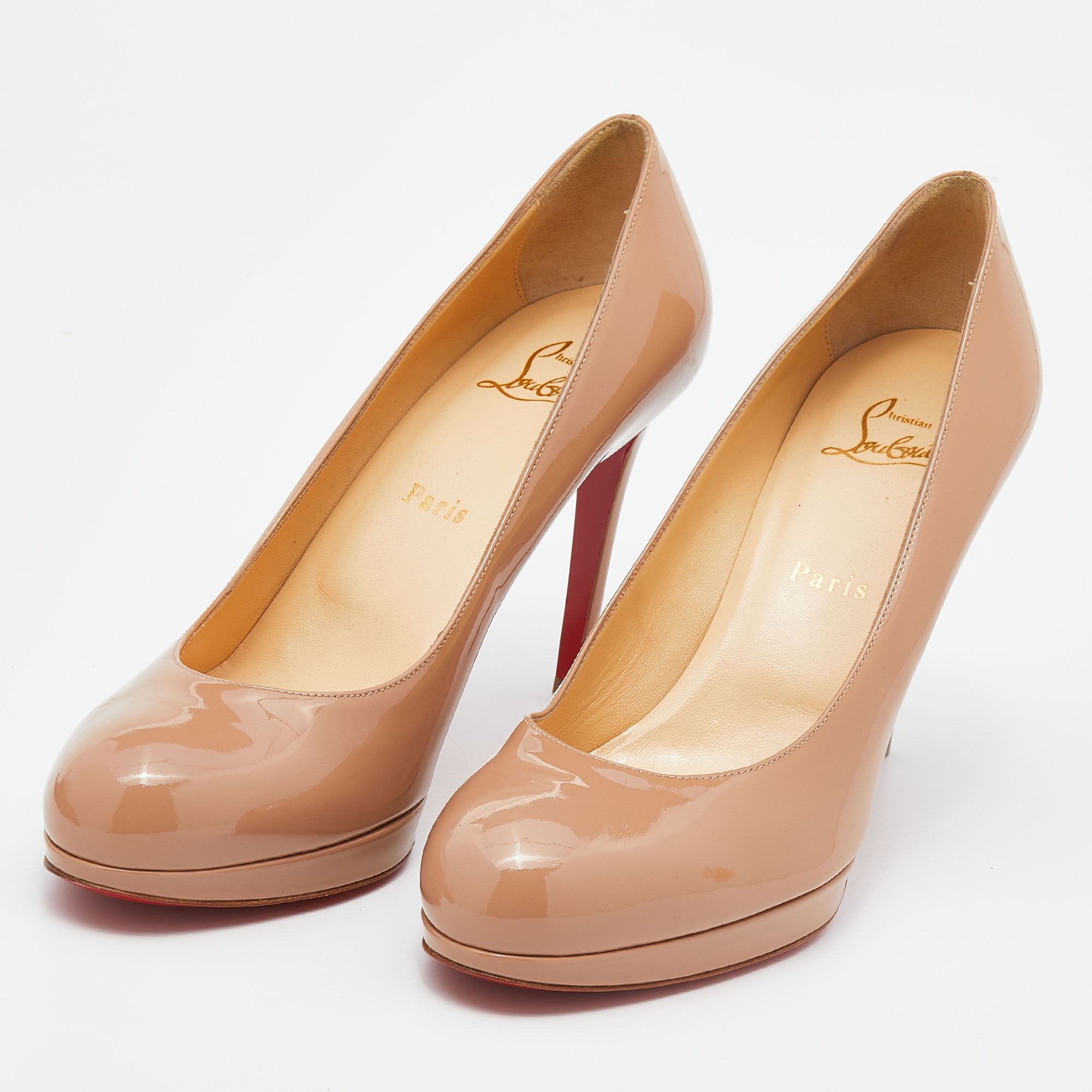 

Christian Louboutin Beige Patent Leather New Simple Pumps Size