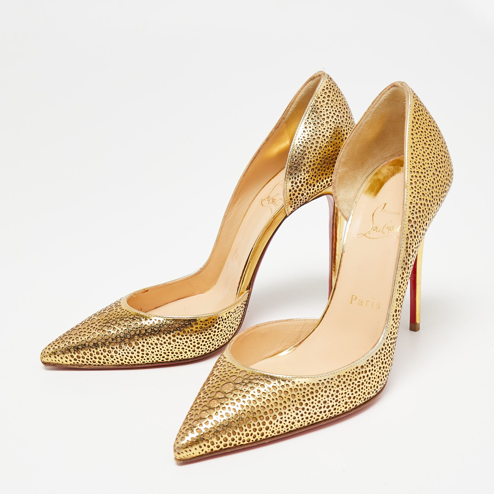 

Christian Louboutin Gold Laser Cut Leather and Glitter Galu D'orsay Pumps Size