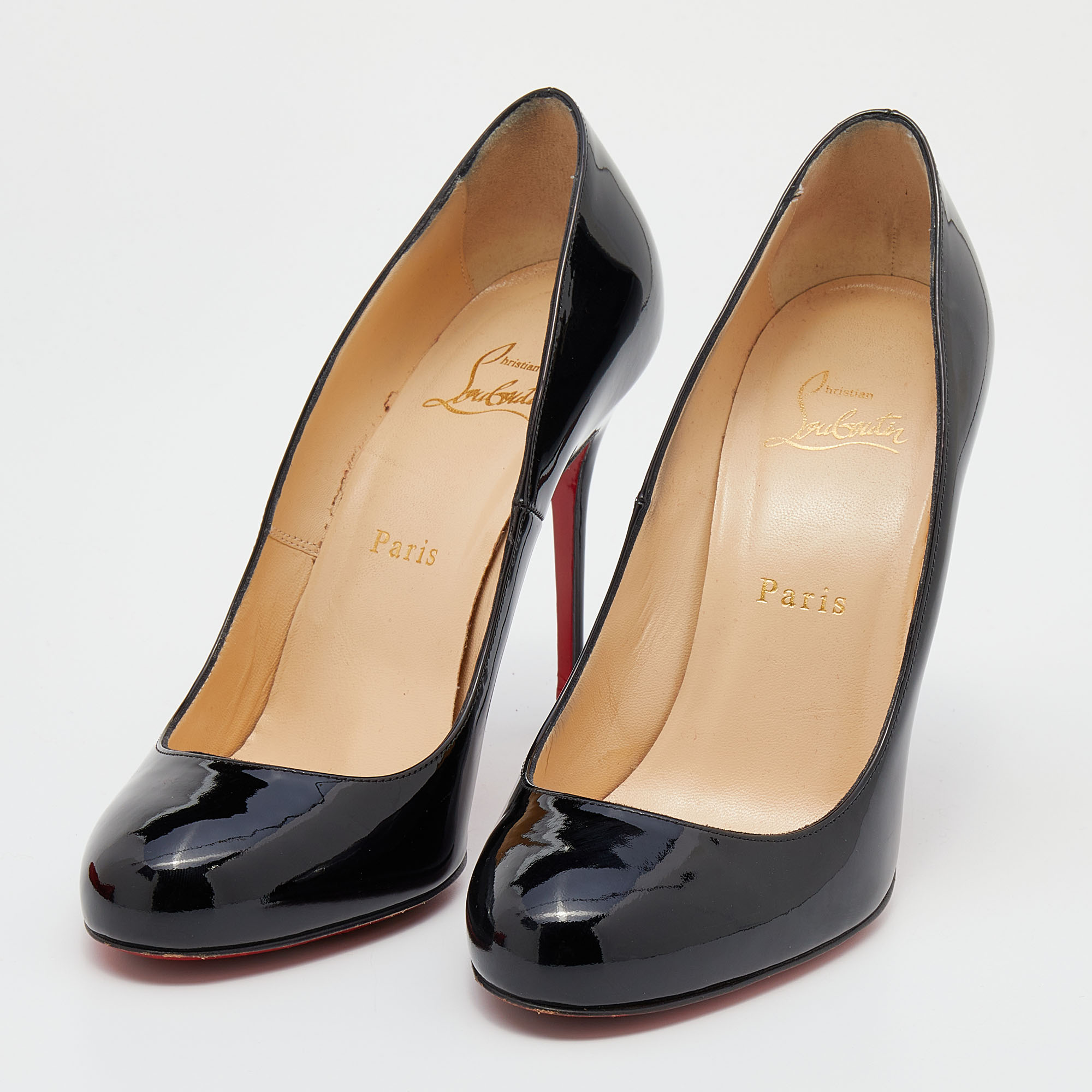 

Christian Louboutin Black Patent Leather Simple Round Toe Pumps Size