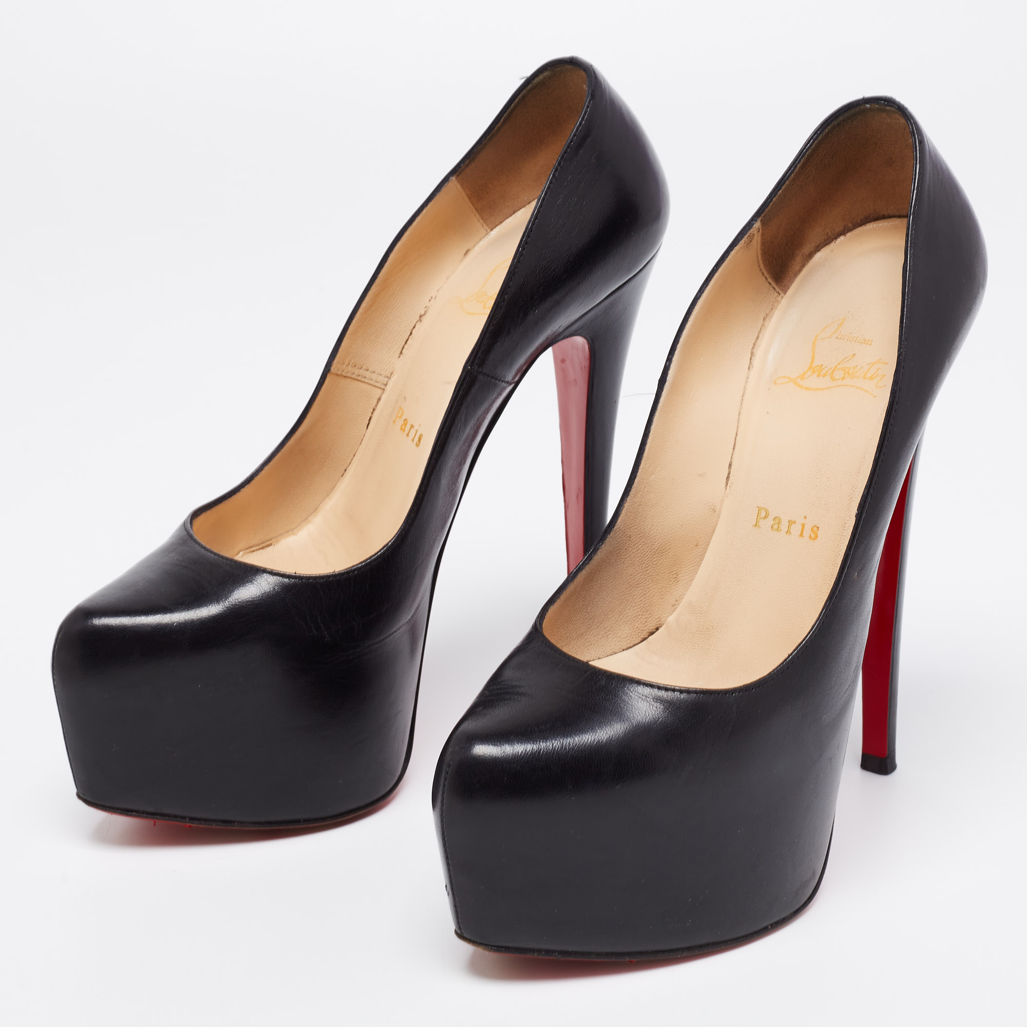 

Christian Louboutin Black Leather Daffodile Pumps Size