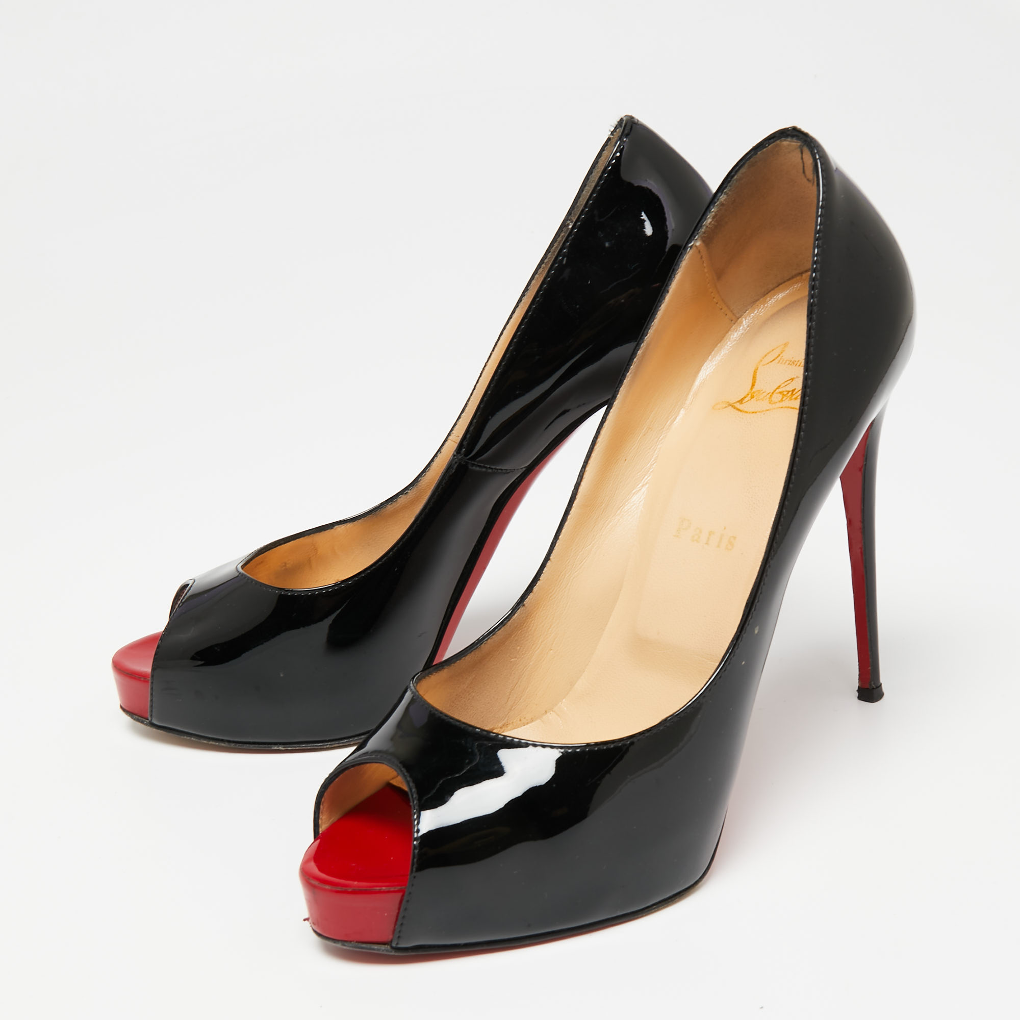 

Christian Louboutin Black Patent Leather New Very Prive Peep-Toe Pumps Size