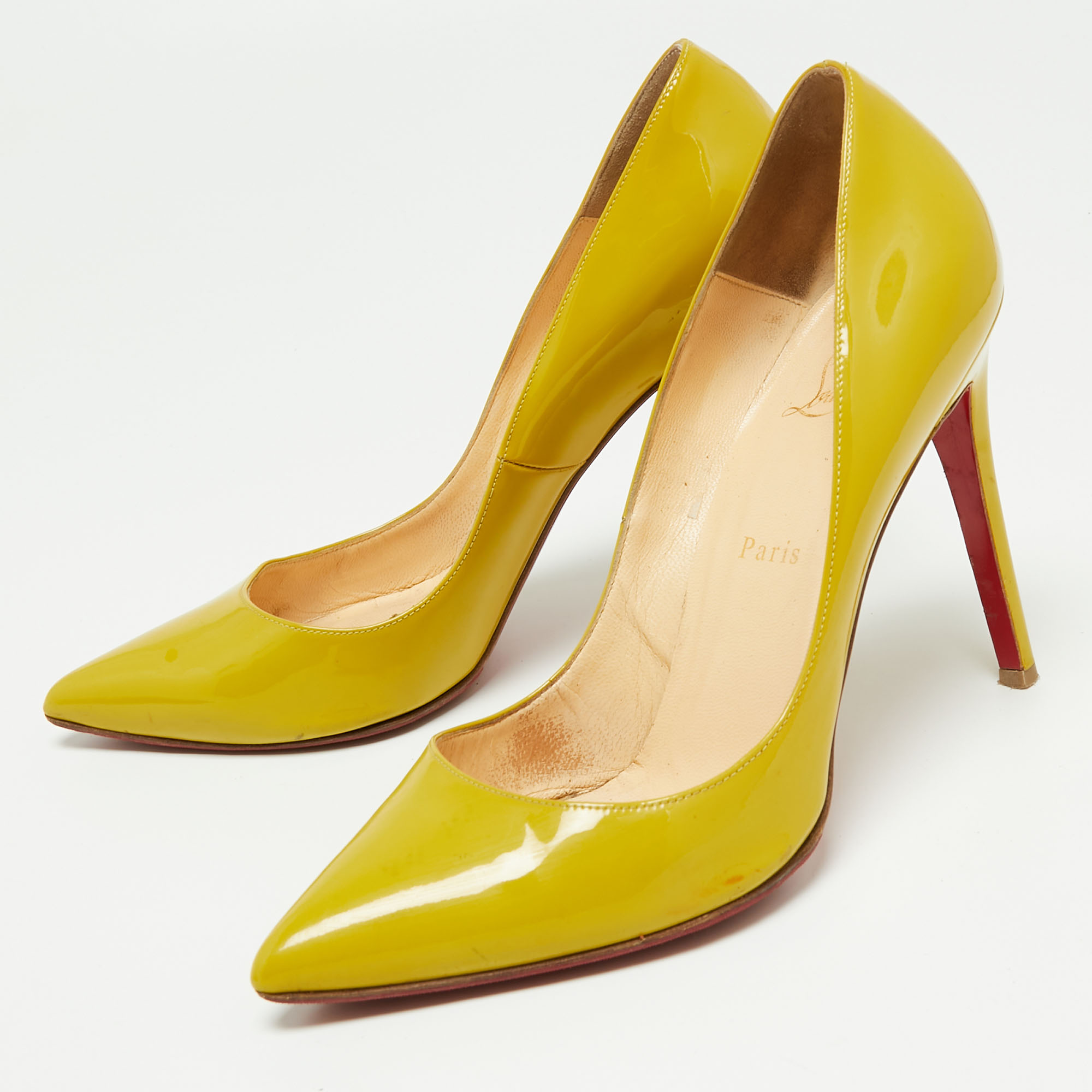 

Christian Louboutin Yellow Patent Leather Pigalle Pumps Size