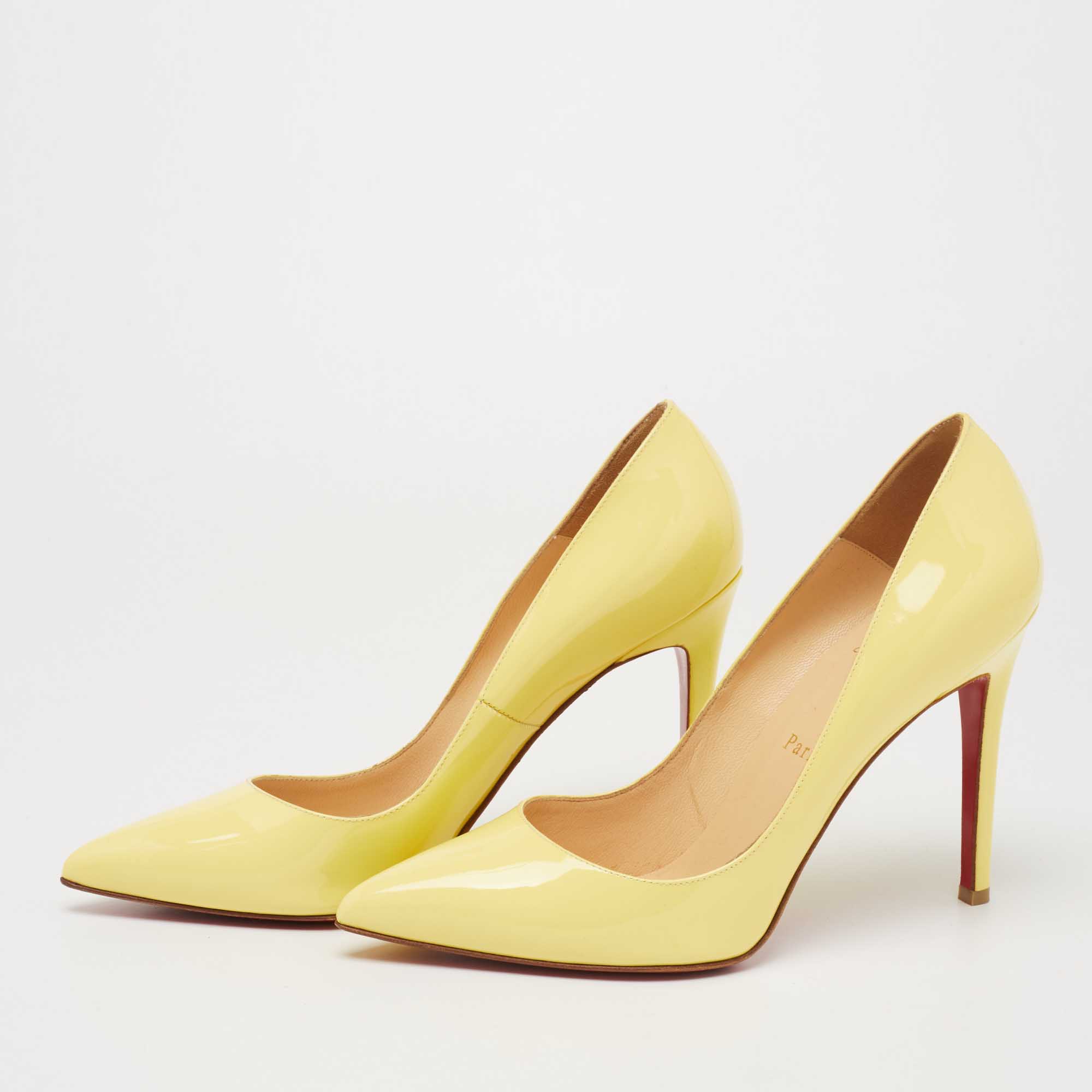 

Christian Louboutin Light Yellow Patent Leather Pigalle Pointed Toe Pumps Size