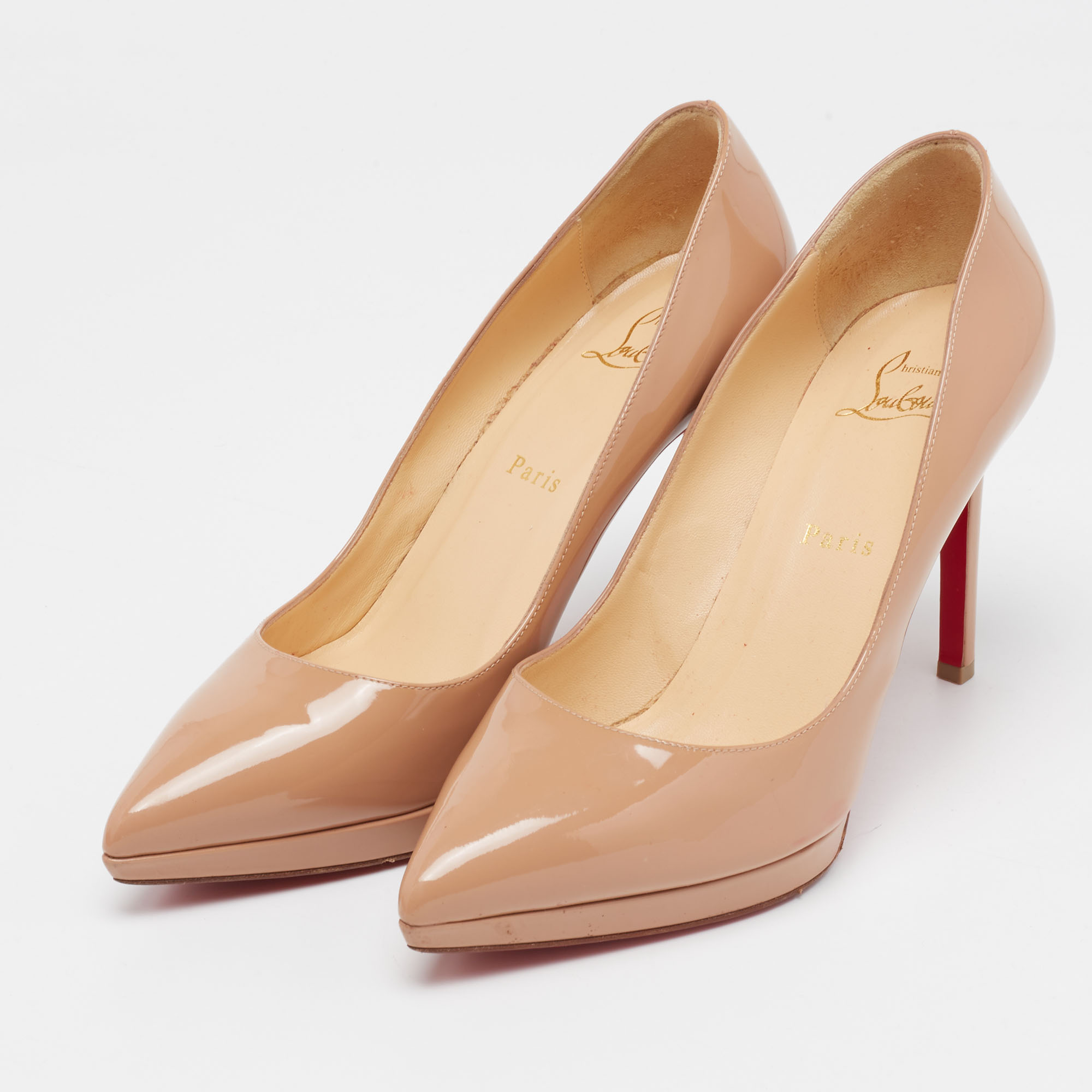 

Christian Louboutin Beige Patent Leather Pigalle Plato Pumps Size