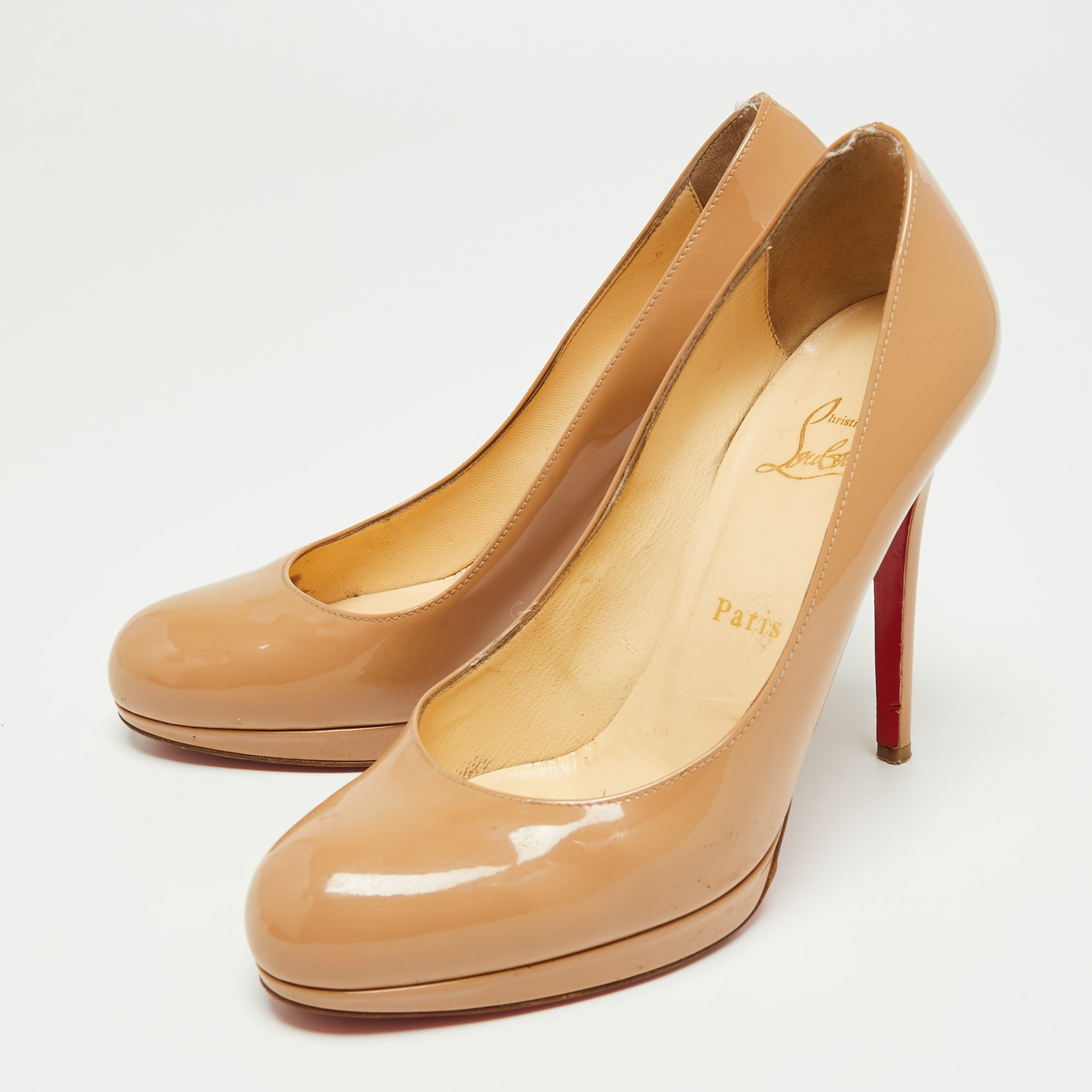 

Christian Louboutin Beige Patent Leather New Simple Platform Pumps Size