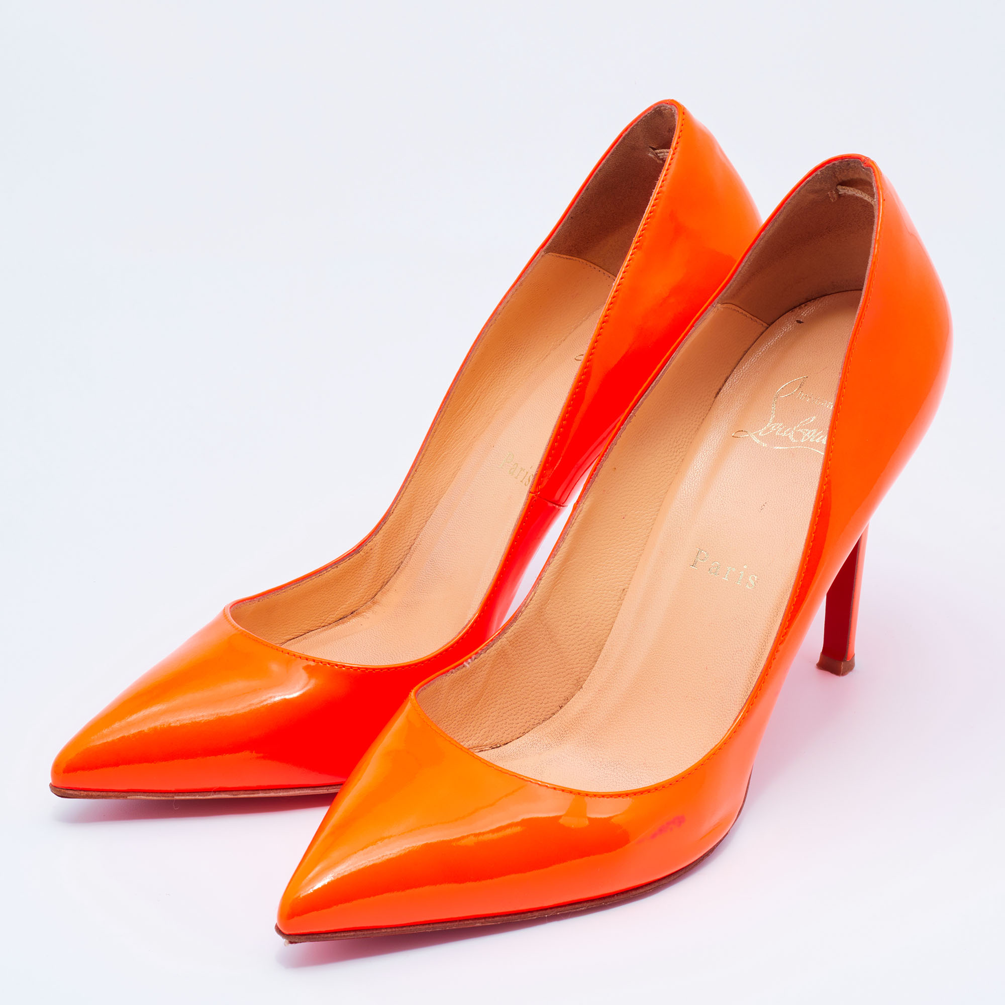 

Christian Louboutin Neon Orange Patent Leather Pigalle Pointed Toe Pumps Size