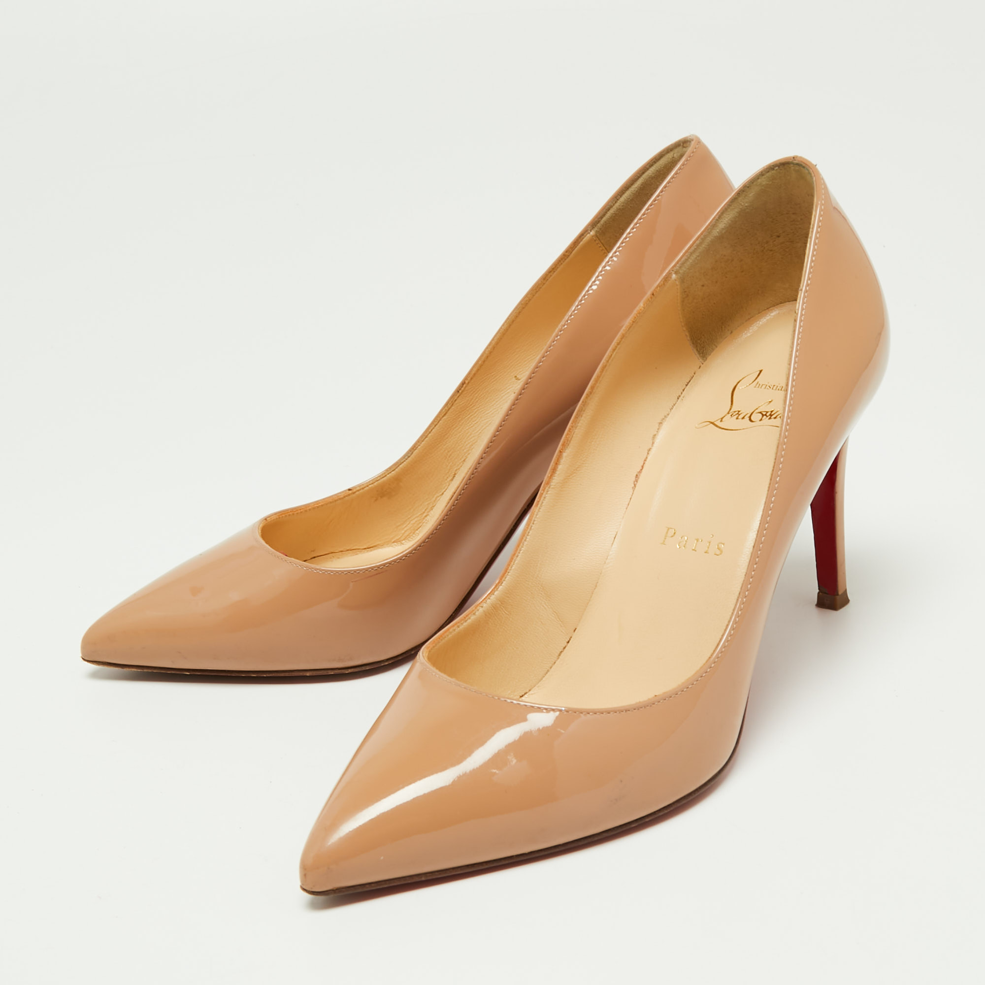 

Christian Louboutin Beige Patent Leather Pigalle Pumps Size