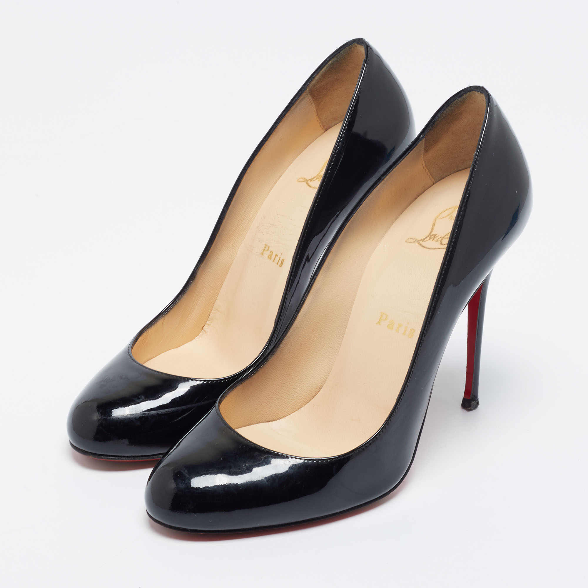 

Christian Louboutin Black Patent Leather Simple Round Toe Pumps Size